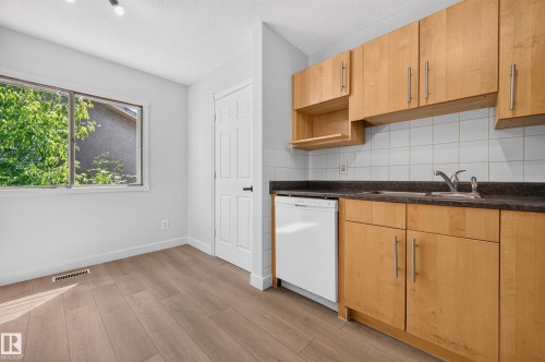 4311 105A Avenue, Edmonton, AB 