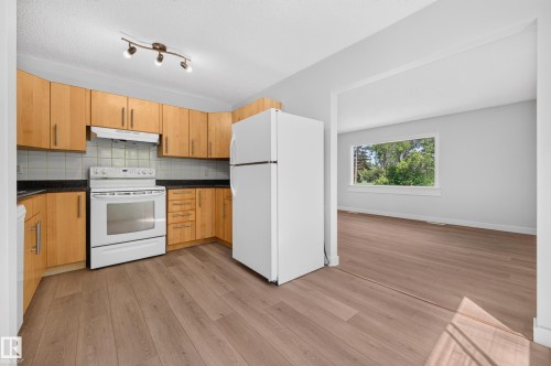 4311 105A Avenue, Edmonton, AB 