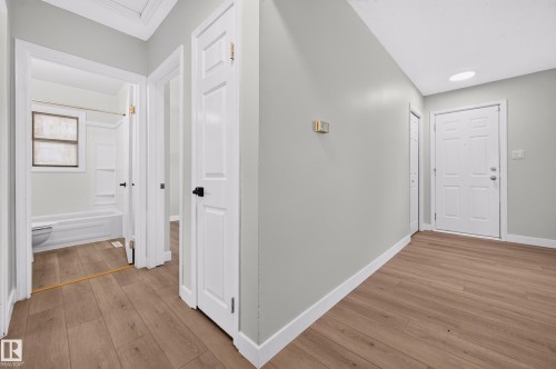 4311 105A Avenue, Edmonton, AB 