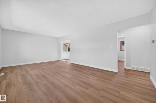 4311 105A Avenue, Edmonton, AB 