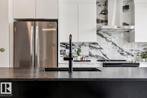 436 31 Street, Edmonton, AB 