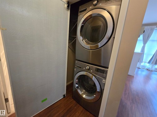 Edmonton, AB - Indoor Photo Showing Laundry Room