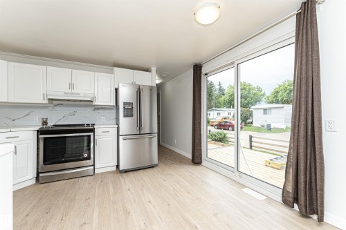 1031 West Mt Crescent, Edmonton, AB 