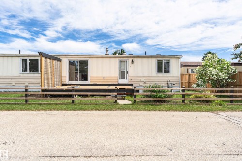 1031 West Mt Crescent, Edmonton, AB 