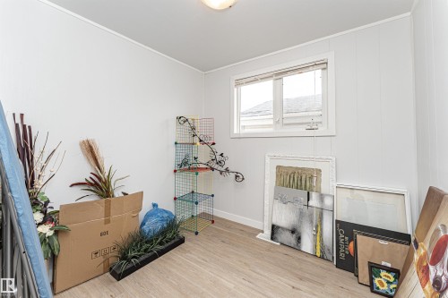 1031 West Mt Crescent, Edmonton, AB 