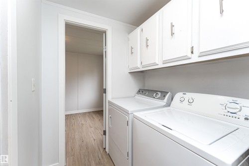1031 West Mt Crescent, Edmonton, AB 