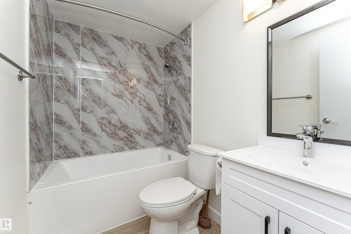 1031 West Mt Crescent, Edmonton, AB 