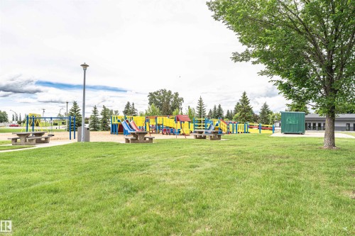1031 West Mt Crescent, Edmonton, AB 