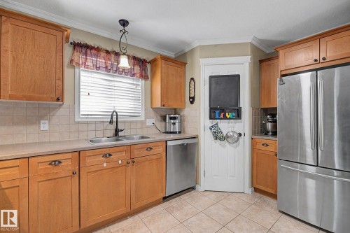15619 45 Street, Edmonton, AB 