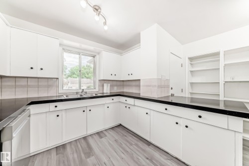 Kitchen - 11937 39 Street Nw, Edmonton, AB 