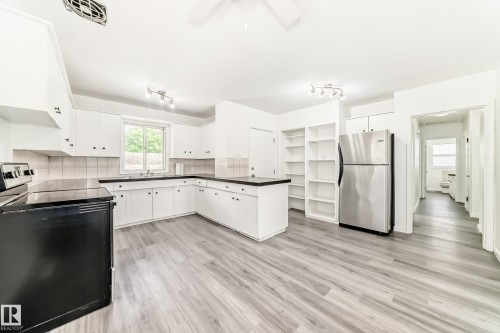 Kitchen - 11937 39 Street Nw, Edmonton, AB 