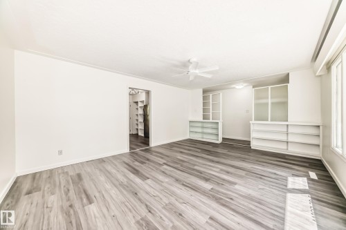 Living room - 11937 39 Street Nw, Edmonton, AB 