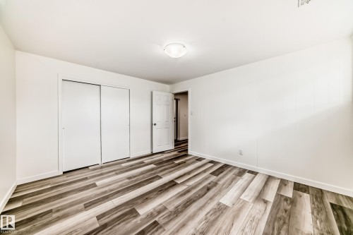 Bedroom - 11937 39 Street Nw, Edmonton, AB 