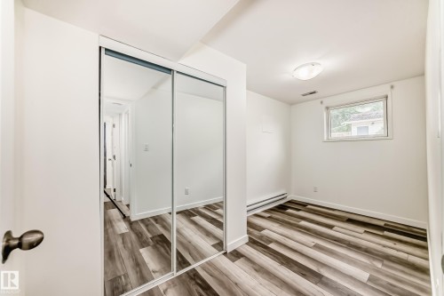 Bedroom - 11937 39 Street Nw, Edmonton, AB 