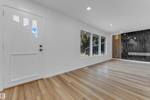 13116 128A Avenue, Edmonton, AB - Indoor Photo Showing Other Room