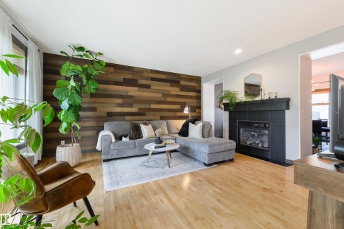 362 Griesbach School Road, Edmonton, AB 