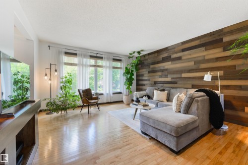 362 Griesbach School Road, Edmonton, AB 