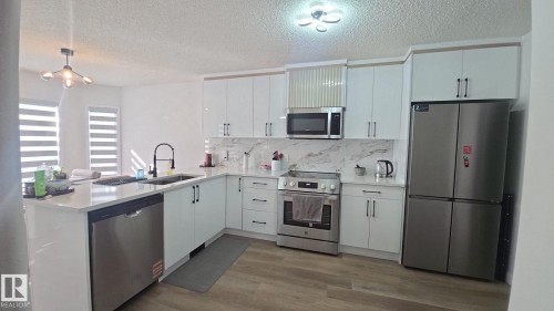 4124 37A Avenue, Edmonton, AB 
