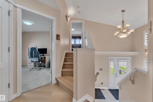 6140 18 Avenue, Edmonton, AB 