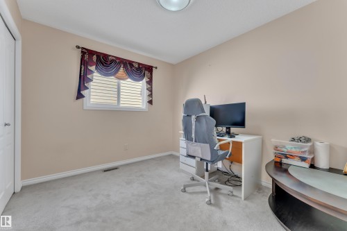 6140 18 Avenue, Edmonton, AB 
