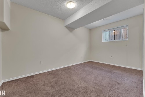 6140 18 Avenue, Edmonton, AB 
