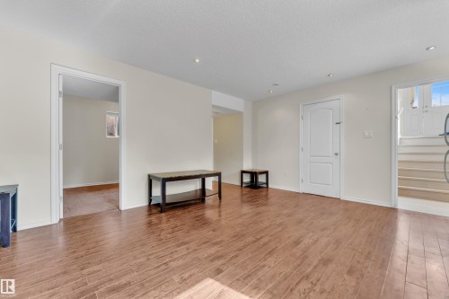 6140 18 Avenue, Edmonton, AB 