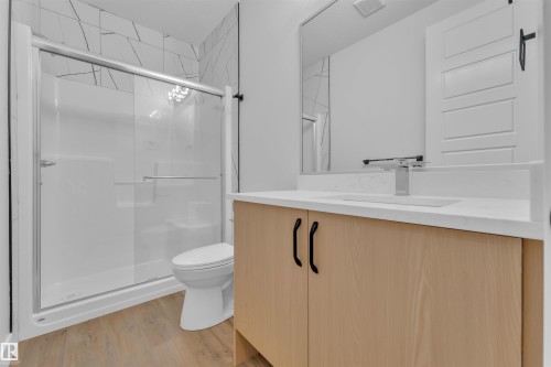 3503 42 Avenue, Beaumont, AB - Indoor Photo Showing Bathroom