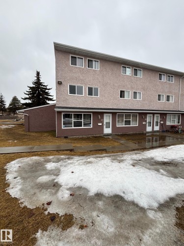 40 13590 38 Street, Edmonton, AB 