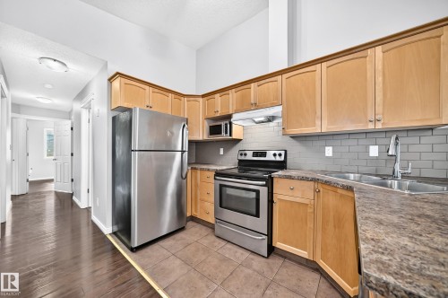 12124 122 Street, Edmonton, AB 