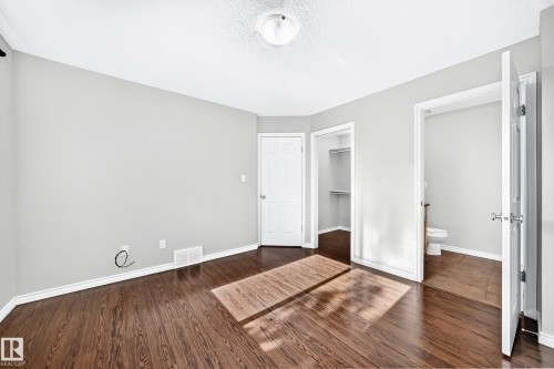 12124 122 Street, Edmonton, AB 