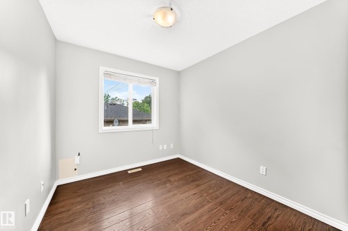 12124 122 Street, Edmonton, AB 