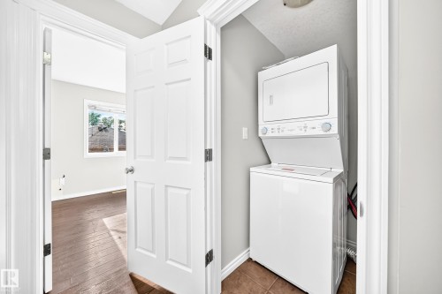 12124 122 Street, Edmonton, AB 