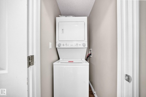 12124 122 Street, Edmonton, AB 