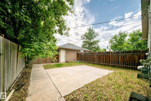 12124 122 Street, Edmonton, AB 