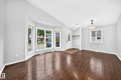 12124 122 Street, Edmonton, AB 