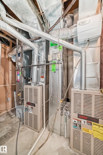 Dual Lennox furnaces, extensive ductwork, and an Aprilaire humidifier system - 168 Kulawy Drive N, Edmonton, AB 