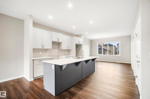 1222 Mcleod Avenue, Spruce Grove, AB - Indoor Photo Showing Kitchen