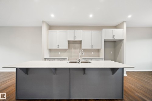 1222 Mcleod Avenue, Spruce Grove, AB - Indoor Photo Showing Kitchen With Double Sink With Upgraded Kitchen