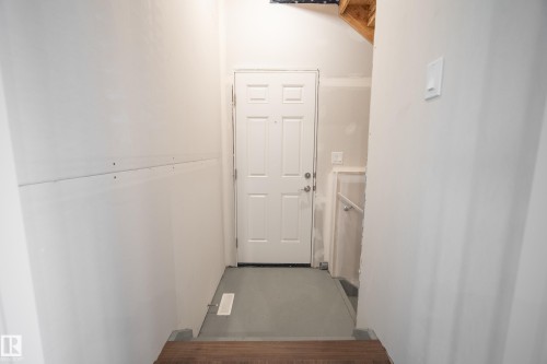 1222 Mcleod Avenue, Spruce Grove, AB - Indoor Photo Showing Other Room