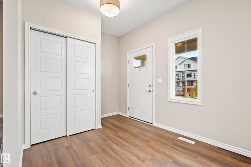 1222 Mcleod Avenue, Spruce Grove, AB - Indoor Photo Showing Other Room