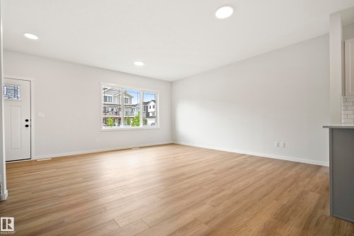 1224 Mcleod Avenue, Spruce Grove, AB - Indoor Photo Showing Other Room