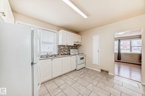 11716 124 Street, Edmonton, AB 