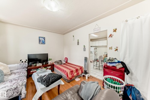 11716 124 Street, Edmonton, AB 