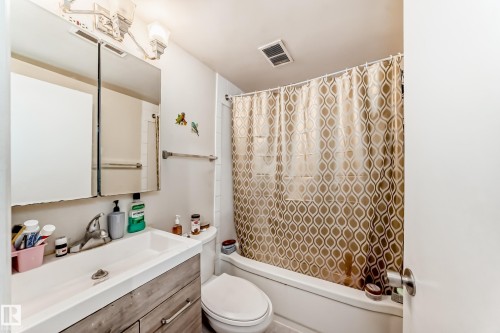 11716 124 Street, Edmonton, AB 
