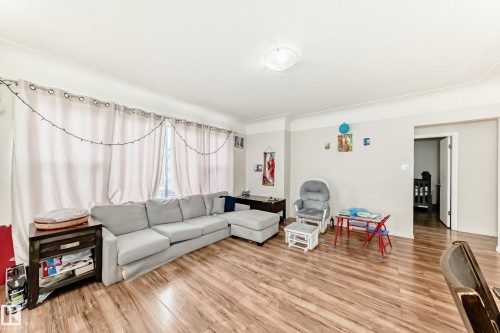 11716 124 Street, Edmonton, AB 