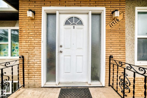 11716 124 Street, Edmonton, AB 