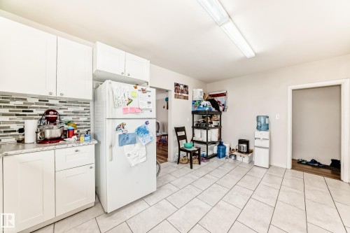 11716 124 Street, Edmonton, AB 