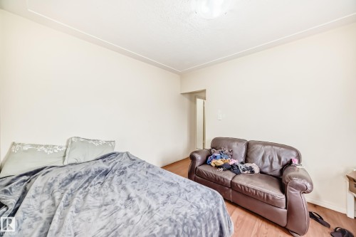 11716 124 Street, Edmonton, AB 