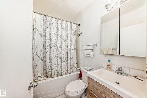 11716 124 Street, Edmonton, AB 
