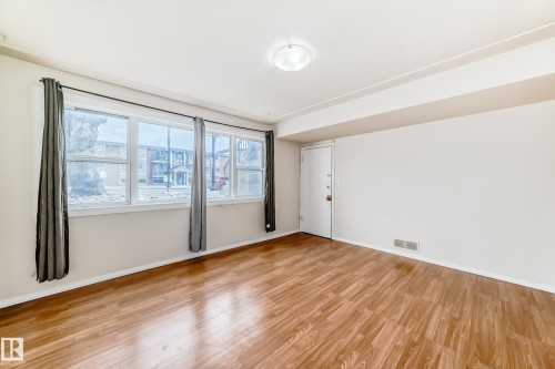 11716 124 Street, Edmonton, AB 